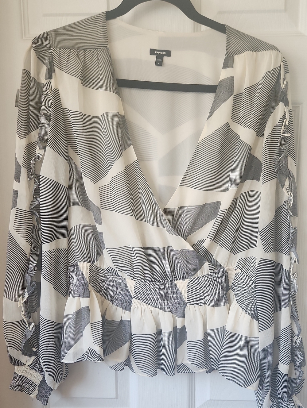Express Black & White Geometric Surplice Peplum Top